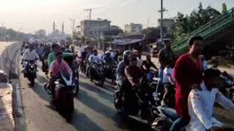 গাজীপুরে গণঅধিকার পরিষদের বিক্ষোভ মিছিল: ইলিশ রপ্তানি ও হত্যাকাণ্ডের বিচারের দাবি গাজীপুরে গণঅধিকার পরিষদের বিক্ষোভ মিছিল: ইলিশ রপ্তানি ও হত্যাকাণ্ডের বিচারের দাবি