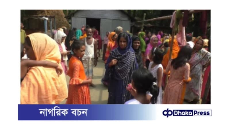 গাইবান্ধায় মৃত্যু মায়ের লাশ দেখার আগেই দুই বোনের মৃত্যু! গাইবান্ধায় মৃত্যু মায়ের লাশ দেখার আগেই দুই বোনের মৃত্যু!