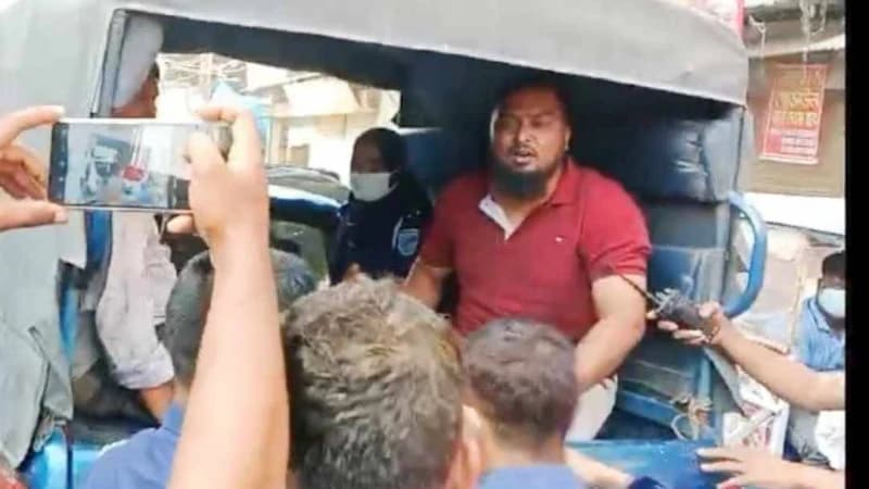 ছাত্রলীগের কুখ্যাত সন্ত্রাসী লিমন, জনি আটক ছাত্রলীগের কুখ্যাত সন্ত্রাসী লিমন, জনি আটক