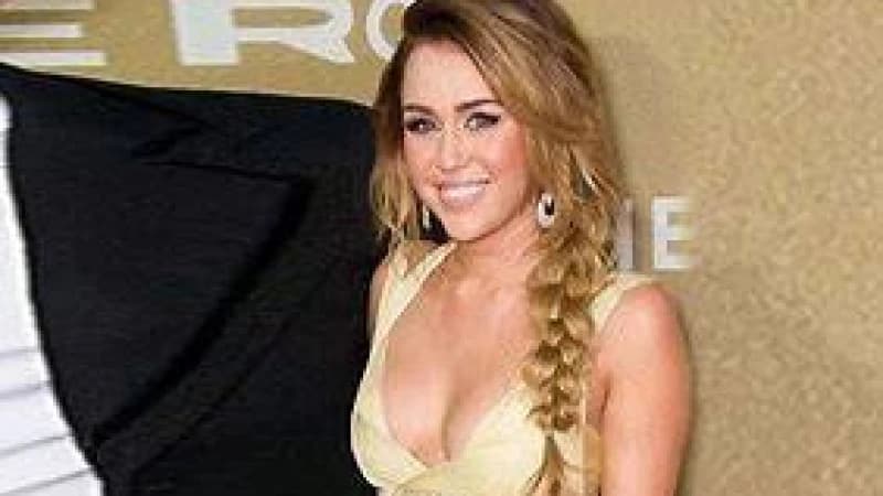 আর কোনো মিউজিক্যাল সফর করবেন না মাইলি আর কোনো মিউজিক্যাল সফর করবেন না মাইলি