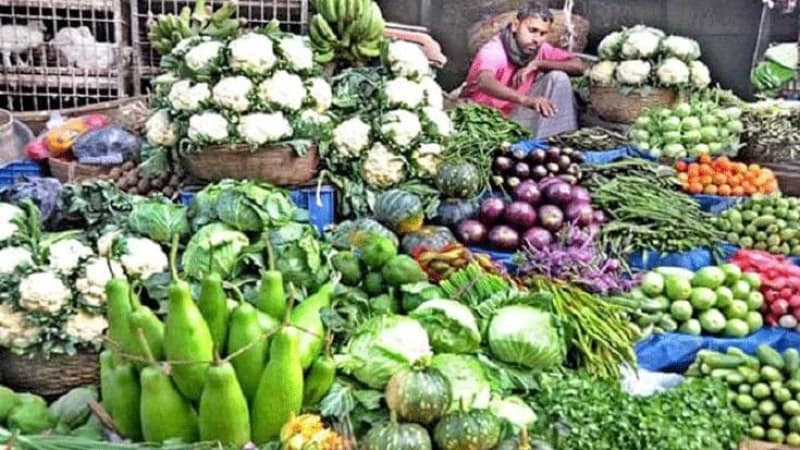 কুড়িগ্রামে কমেছে সব ধরনের শীতকালীন সবজির দাম কুড়িগ্রামে কমেছে সব ধরনের শীতকালীন সবজির দাম
