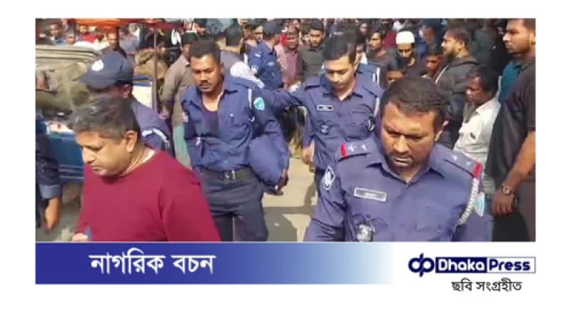 লক্ষ্মীপুরে সিএনজি চালকদের হামলায় ৩ পুলিশ সদস্য আহত লক্ষ্মীপুরে সিএনজি চালকদের হামলায় ৩ পুলিশ সদস্য আহত