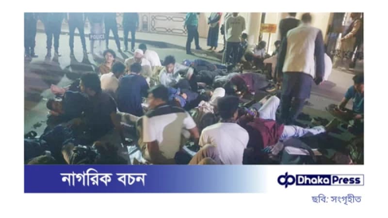 ড. ইউনূসের কার্যালয়ের সামনে অবস্থানের ঘোষণা জুলাই আন্দোলনে আহতদের ড. ইউনূসের কার্যালয়ের সামনে অবস্থানের ঘোষণা জুলাই আন্দোলনে আহতদের