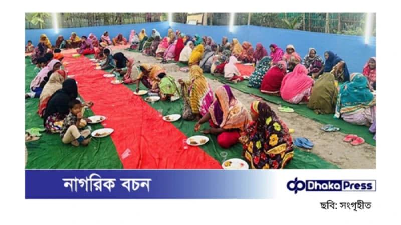 রংপুরে প্রতিদিন ইফতার করছেন দুই শতাধিক অসহায় রোজাদার রংপুরে প্রতিদিন ইফতার করছেন দুই শতাধিক অসহায় রোজাদার