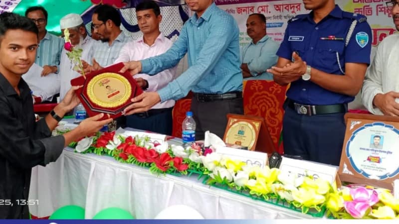 বাঙ্গরা উমালোচন উচ্চ বিদ্যালয়ে শিক্ষার গুণগত মানোন্নয়নে অভিভাবক সমাবেশ ও কৃতি শিক্ষার্থীদের সংবর্ধনা বাঙ্গরা উমালোচন উচ্চ বিদ্যালয়ে শিক্ষার গুণগত মানোন্নয়নে অভিভাবক সমাবেশ ও কৃতি শিক্ষার্থীদের সংবর্ধনা