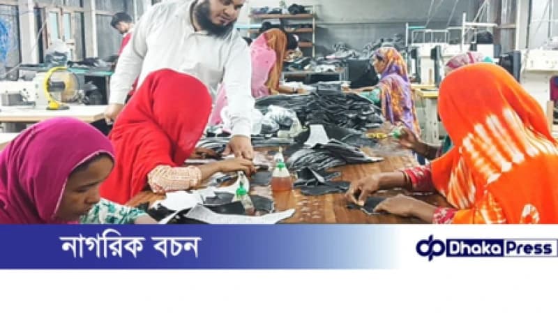 কুড়িগ্রামের প্রত্যন্ত গ্রামে দম্পতির সাহসী উদ্যোগ: জুতা কারখানা স্থাপনের মাধ্যমে কর্মসংস্থান সৃষ্টি কুড়িগ্রামের প্রত্যন্ত গ্রামে দম্পতির সাহসী উদ্যোগ: জুতা কারখানা স্থাপনের মাধ্যমে কর্মসংস্থান সৃষ্টি