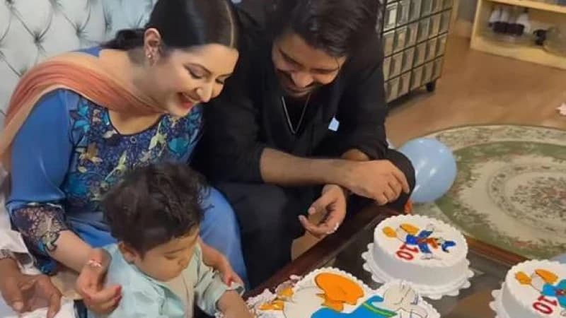 ভাঙনের সংসারে সন্তানের খুশিতে আরেকবার দুজন একসাথেঃ পরীমনি- রাজ ভাঙনের সংসারে সন্তানের খুশিতে আরেকবার দুজন একসাথেঃ পরীমনি- রাজ