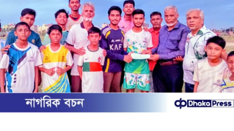 ট্রায়াল ম্যাচে সিনিয়র দলের কষ্টার্জিত জয়: ম্যাচ সেরা রিয়াজ ট্রায়াল ম্যাচে সিনিয়র দলের কষ্টার্জিত জয়: ম্যাচ সেরা রিয়াজ