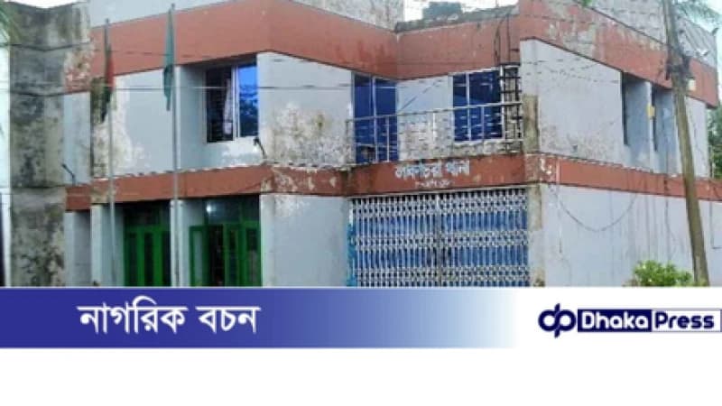 লবণচরায় স্ত্রীর গলা কেটে হত্যার অভিযোগ, স্বামী আটক লবণচরায় স্ত্রীর গলা কেটে হত্যার অভিযোগ, স্বামী আটক