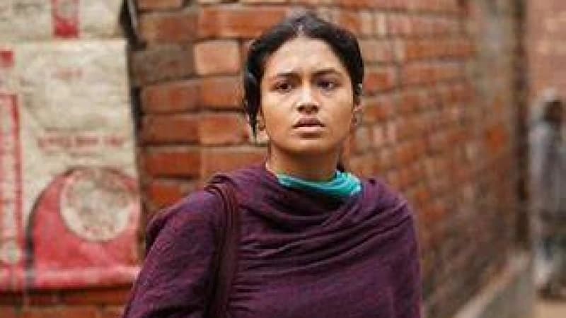 ক্ষিপ্ত ফারিণের ওপর ভক্তরা ক্ষিপ্ত ফারিণের ওপর ভক্তরা