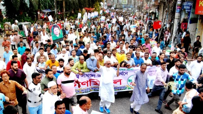 চট্টগ্রাম-০৯ আসনে ধানের শীষে ভোট চেয়ে লালদিঘী থেকে জামালখান পর্যন্ত গণসংযোগ চট্টগ্রাম-০৯ আসনে ধানের শীষে ভোট চেয়ে লালদিঘী থেকে জামালখান পর্যন্ত গণসংযোগ
