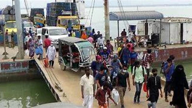 এক বছরে দ্বিগুণ শহর ছেড়ে গ্রামে ফেরা মানুষের সংখ্যা এক বছরে দ্বিগুণ শহর ছেড়ে গ্রামে ফেরা মানুষের সংখ্যা