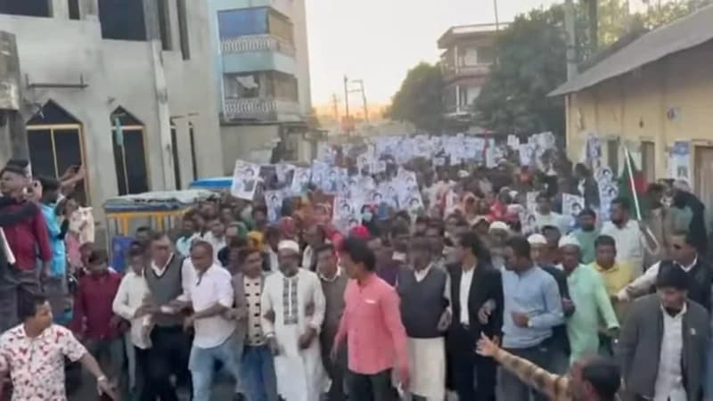 মাদারগঞ্জে আগামী ত্রয়োদশ জাতীয় সংসদ নির্বাচনেকে সামনে রেখে বিএনপির মনোনীত প্রার্থী বাবুলের পক্ষে গণমিছিল অনুষ্ঠিত মাদারগঞ্জে আগামী ত্রয়োদশ জাতীয় সংসদ নির্বাচনেকে সামনে রেখে বিএনপির মনোনীত প্রার্থী বাবুলের পক্ষে গণমিছিল অনুষ্ঠিত