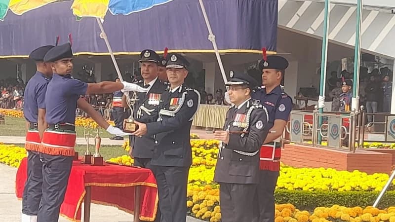 পুলিশ একাডেমি সারদায় ১৬৯তম টিআরসি ব্যাচের প্রশিক্ষণ সমাপনী কুচকাওয়াজ অনুষ্ঠিত পুলিশ একাডেমি সারদায় ১৬৯তম টিআরসি ব্যাচের প্রশিক্ষণ সমাপনী কুচকাওয়াজ অনুষ্ঠিত