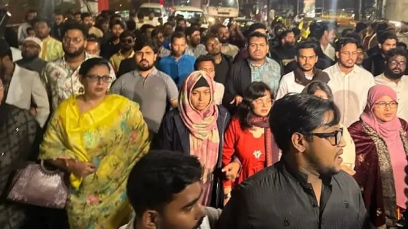 রাজধানীতে এনসিপির বিক্ষোভ রাজধানীতে এনসিপির বিক্ষোভ