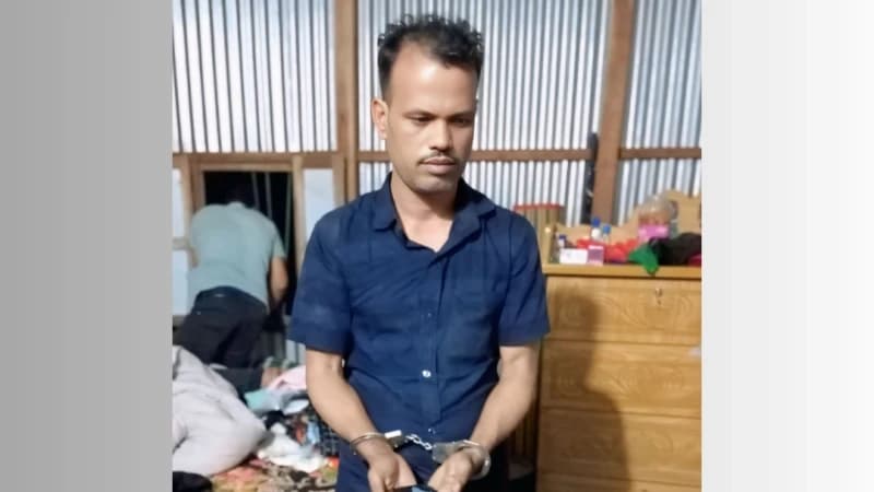 বাঙ্গরায় গভীর রাতে মাদকবিরোধী অভিযান ইয়াবাসহ দুইজন গ্রেপ্তার, নগদ টাকা জব্দ বাঙ্গরায় গভীর রাতে মাদকবিরোধী অভিযান ইয়াবাসহ দুইজন গ্রেপ্তার, নগদ টাকা জব্দ