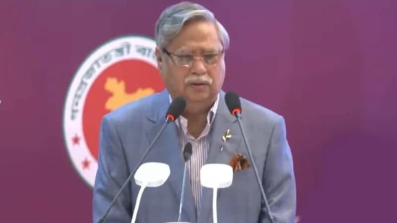 নারীকে মূলধারার বাইরে রেখে জাতীয় অগ্রগতি সম্ভব নয়: রাষ্ট্রপতি নারীকে মূলধারার বাইরে রেখে জাতীয় অগ্রগতি সম্ভব নয়: রাষ্ট্রপতি