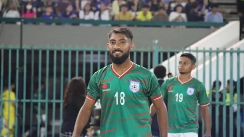 ইসা ফয়সালের অভিষেক বিপক্ষে লেবাননের ইসা ফয়সালের অভিষেক বিপক্ষে লেবাননের