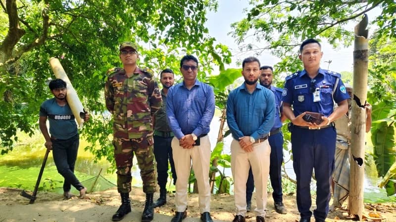 মুরাদনগরে অবৈধ বালু উত্তোলন: ৪ জনের কারাদণ্ড, জব্দ ৪ ড্রেজার মুরাদনগরে অবৈধ বালু উত্তোলন: ৪ জনের কারাদণ্ড, জব্দ ৪ ড্রেজার