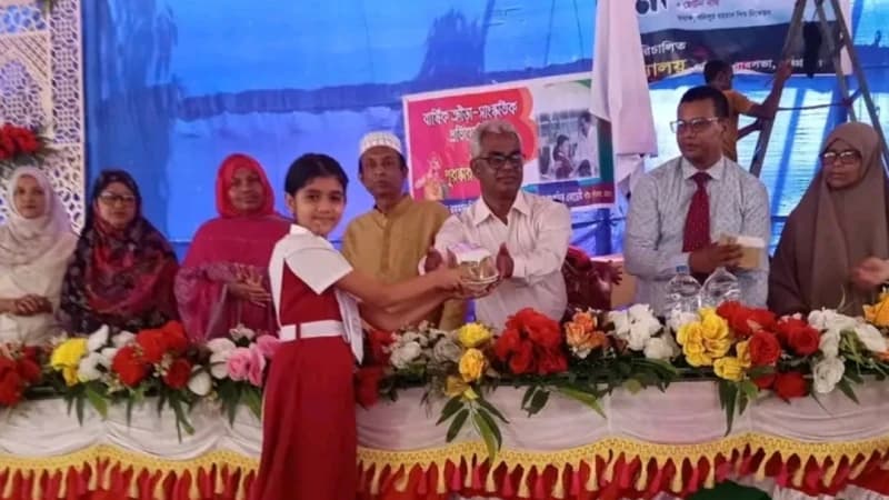 পটিয়ায় খলিলুর রহমান শিশু নিকেতনে পুরস্কার বিতরণ অনুষ্ঠান পটিয়ায় খলিলুর রহমান শিশু নিকেতনে পুরস্কার বিতরণ অনুষ্ঠান