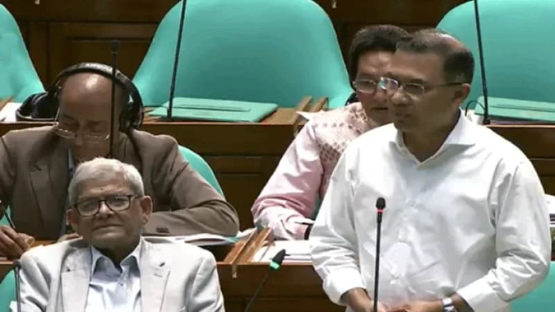 মালয়েশিয়ায় শ্রমবাজার উন্মুক্তকরণের কাজ চলছে মালয়েশিয়ায় শ্রমবাজার উন্মুক্তকরণের কাজ চলছে