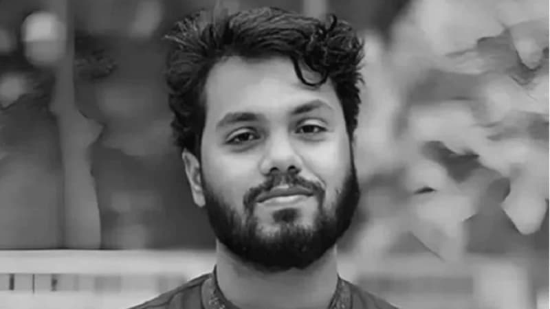 হাদি হত্যাকাণ্ডে ব্যবহৃত অস্ত্রের বিক্রেতা গ্রেপ্তার হাদি হত্যাকাণ্ডে ব্যবহৃত অস্ত্রের বিক্রেতা গ্রেপ্তার
