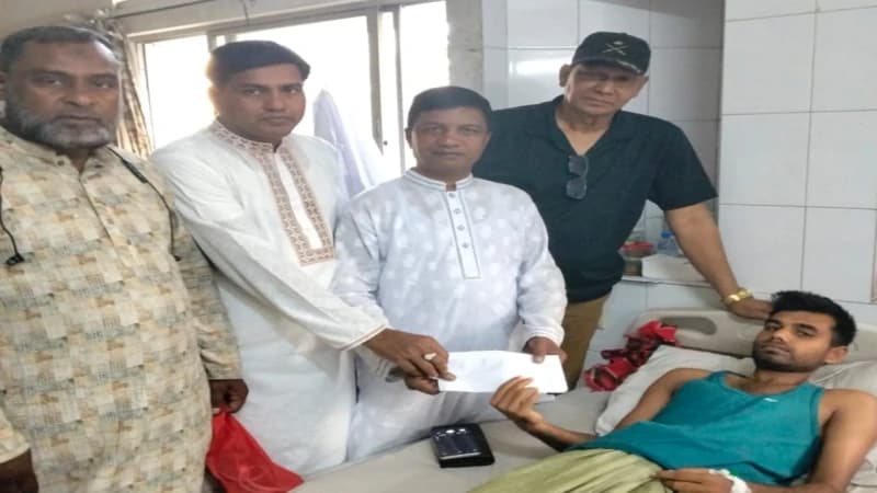 অসুস্থ কর্মীর পাশে দাঁড়ালো জাতীয়তাবাদী নাগরিক প্রজন্ম দল অসুস্থ কর্মীর পাশে দাঁড়ালো জাতীয়তাবাদী নাগরিক প্রজন্ম দল