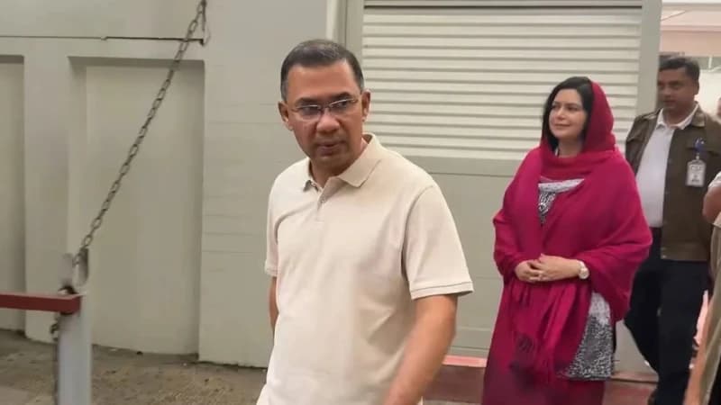 বগুড়ায় পৌঁছেছেন প্রধানমন্ত্রী তারেক রহমান বগুড়ায় পৌঁছেছেন প্রধানমন্ত্রী তারেক রহমান