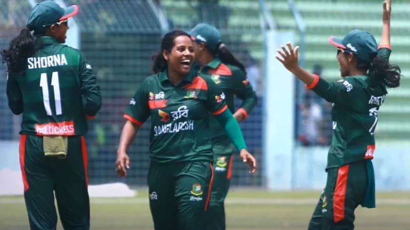 ব্যাটিং ধস সামলে শ্রীলঙ্কাকে হারাল বাংলাদেশ নারী দল ব্যাটিং ধস সামলে শ্রীলঙ্কাকে হারাল বাংলাদেশ নারী দল