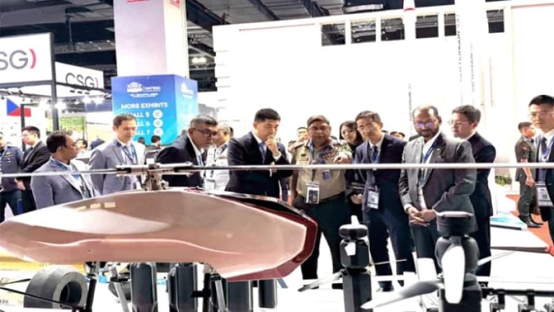 চার দিনের সফরে মালয়েশিয়ায় সেনাবাহিনী প্রধান চার দিনের সফরে মালয়েশিয়ায় সেনাবাহিনী প্রধান