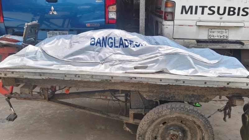 মুরাদনগরে ঝুলন্ত মরদেহ ঘিরে চাঞ্চল্য, হত্যা না আত্মহত্যা—রহস্যে উত্তাল গ্রাম মুরাদনগরে ঝুলন্ত মরদেহ ঘিরে চাঞ্চল্য, হত্যা না আত্মহত্যা—রহস্যে উত্তাল গ্রাম