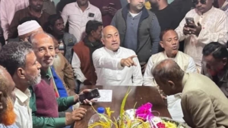 অন্যায়কারীর ক্ষেত্রে ছাড় নয়, কঠোর অবস্থানে এমপি হারুন অর রশিদ অন্যায়কারীর ক্ষেত্রে ছাড় নয়, কঠোর অবস্থানে এমপি হারুন অর রশিদ