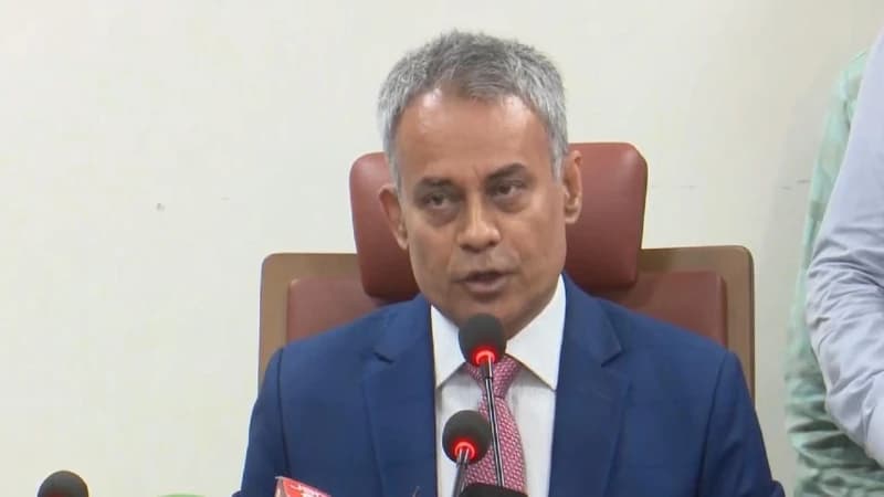 গ্যাসচালিত পরিবহন অতিরিক্ত ভাড়া নিলে ব্যবস্থা নেয়া হবে: সড়কমন্ত্রী গ্যাসচালিত পরিবহন অতিরিক্ত ভাড়া নিলে ব্যবস্থা নেয়া হবে: সড়কমন্ত্রী