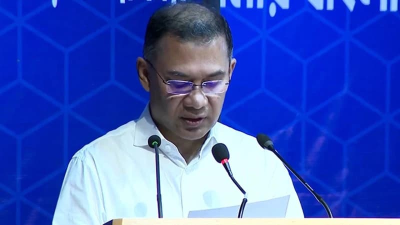 সৃজনশীল ও দায়িত্ববান মানবসম্পদ গড়তে চায় সরকার সৃজনশীল ও দায়িত্ববান মানবসম্পদ গড়তে চায় সরকার