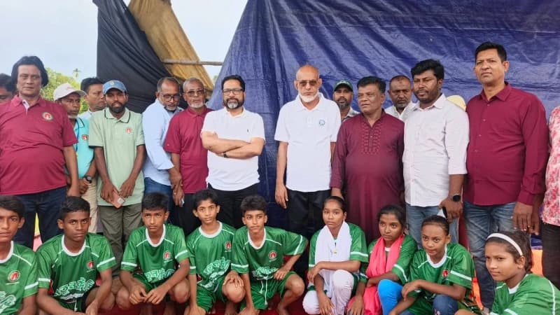 পিরোজপুরে ‘নতুন কুঁড়ি স্পোর্টস-২০২৬’-এর বর্ণাঢ্য উদ্বোধন পিরোজপুরে ‘নতুন কুঁড়ি স্পোর্টস-২০২৬’-এর বর্ণাঢ্য উদ্বোধন