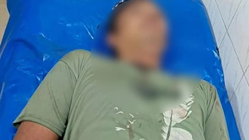 মসজিদে ঢুকে মুসল্লিকে কুপিয়ে হত্যা মসজিদে ঢুকে মুসল্লিকে কুপিয়ে হত্যা