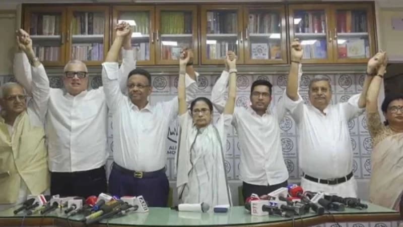 ভোটে হারিনি, পদত্যাগ কেন করব: মমতা ভোটে হারিনি, পদত্যাগ কেন করব: মমতা