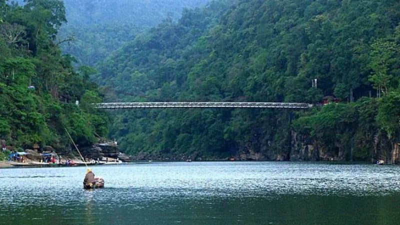 জাফলং ভ্রমনের এখনই সময় জাফলং ভ্রমনের এখনই সময়