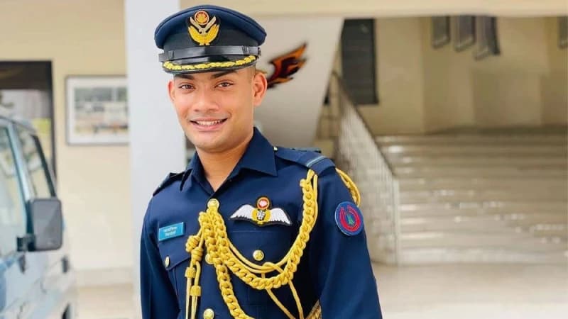 চাকরিচ্যুত বিমানবাহিনী কর্মকর্তা তাহসিফ সৌরির মরদেহ তুরাগ থেকে উদ্ধার চাকরিচ্যুত বিমানবাহিনী কর্মকর্তা তাহসিফ সৌরির মরদেহ তুরাগ থেকে উদ্ধার