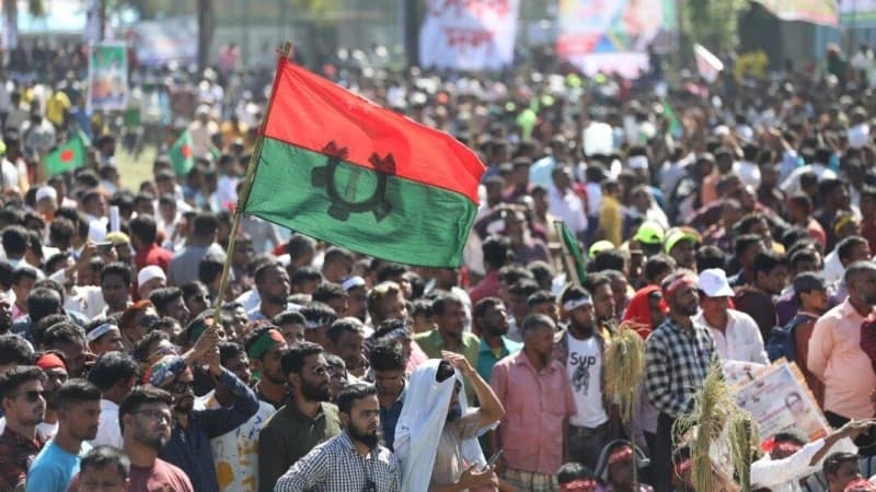 আজ দুপুর ৩টায় সোহরাওয়ার্দী উদ্যানে বিএনপির জনসমাবেশ আজ দুপুর ৩টায় সোহরাওয়ার্দী উদ্যানে বিএনপির জনসমাবেশ