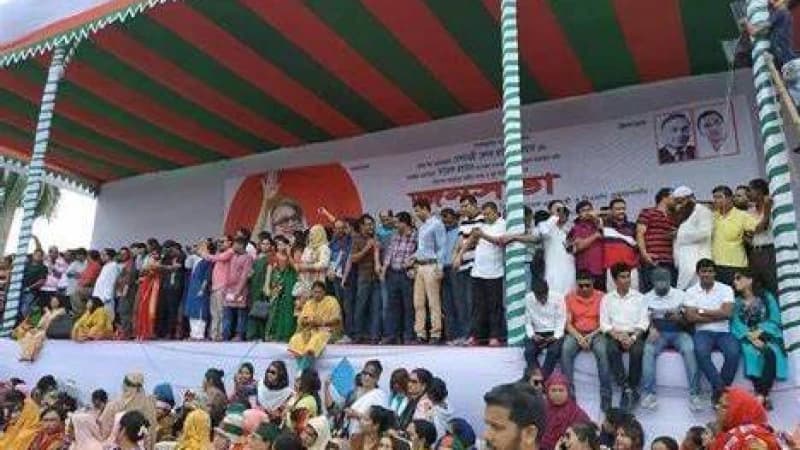 সোহরাওয়ার্দী উদ্যানে শুরু হয়েছে বিএনপির জনসমাবেশ সোহরাওয়ার্দী উদ্যানে শুরু হয়েছে বিএনপির জনসমাবেশ