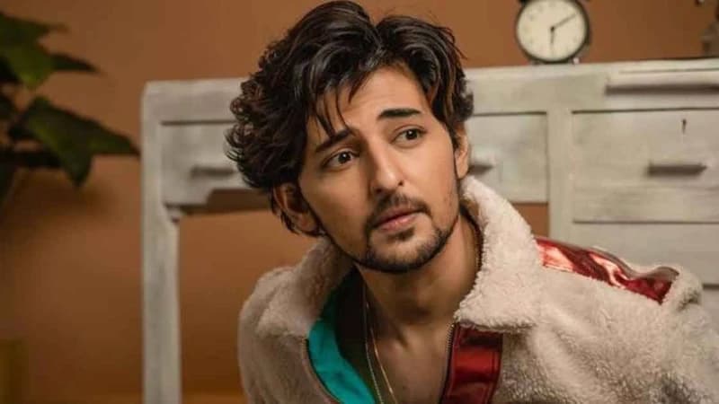 প্রথমবার ঢাকায় গাইবেন ভারতীয় তরুণ গায়ক দর্শন রাওয়াল প্রথমবার ঢাকায় গাইবেন ভারতীয় তরুণ গায়ক দর্শন রাওয়াল