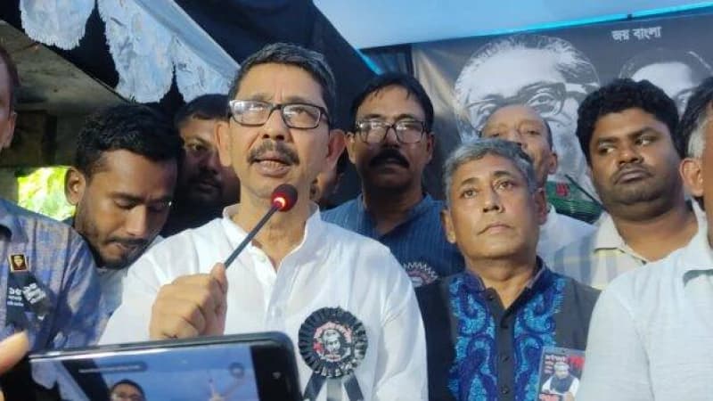 প্রধানমন্ত্রী শেখ হাসিনা সব দিকে লক্ষ্য রেখেই দেশকে এগিয়ে নিয়ে যাচ্ছেঃ অপু প্রধানমন্ত্রী শেখ হাসিনা সব দিকে লক্ষ্য রেখেই দেশকে এগিয়ে নিয়ে যাচ্ছেঃ অপু