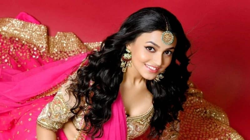 বলিউডের নবাগত অভিনেত্রী অন্বেষার ক্যারিয়ারের শুরুতেই স্বপ্ন পূরণ বলিউডের নবাগত অভিনেত্রী অন্বেষার ক্যারিয়ারের শুরুতেই স্বপ্ন পূরণ