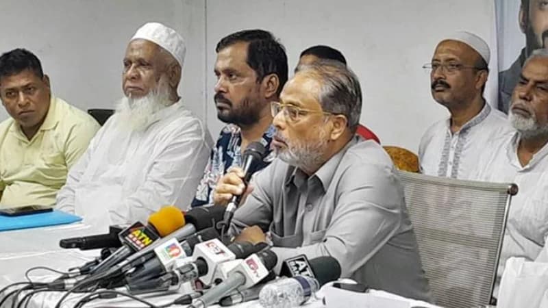 জি এম কাদেরকে অর্থ ও ক্ষমতা দিয়ে কেনা যায় জি এম কাদেরকে অর্থ ও ক্ষমতা দিয়ে কেনা যায়