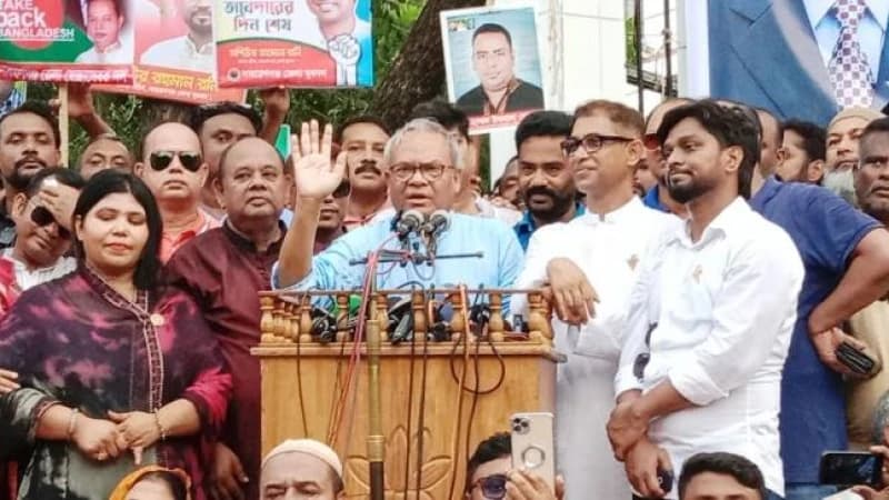 আওয়ামী লীগ সরকার এখন অন্তিম অবস্থায়ঃ রিজভী আওয়ামী লীগ সরকার এখন অন্তিম অবস্থায়ঃ রিজভী