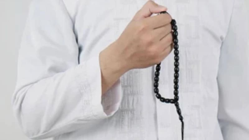 জিকিরের ১০টি ফজিলত জিকিরের ১০টি ফজিলত