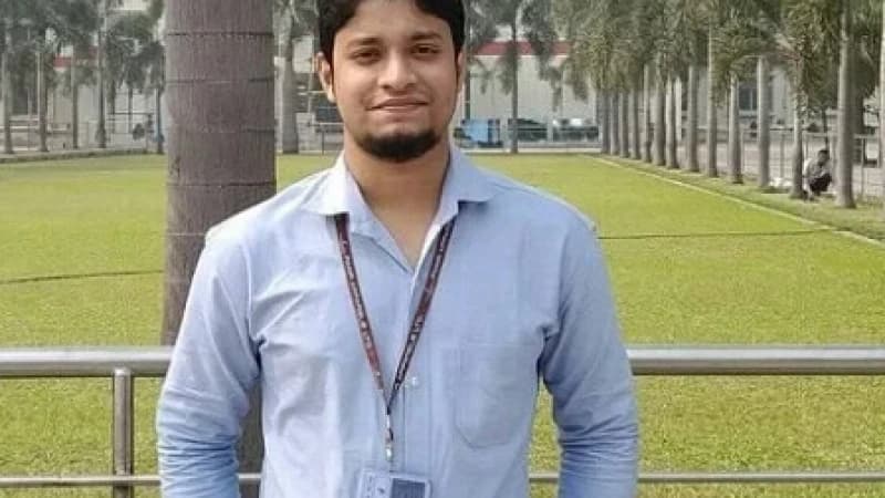 ৪১তম বিসিএসে পুলিশ ক্যাডার পাওয়া শানিরুল ৪৩তমে প্রশাসনে প্রথম হয়েছেন। ৪১তম বিসিএসে পুলিশ ক্যাডার পাওয়া শানিরুল ৪৩তমে প্রশাসনে প্রথম হয়েছেন।