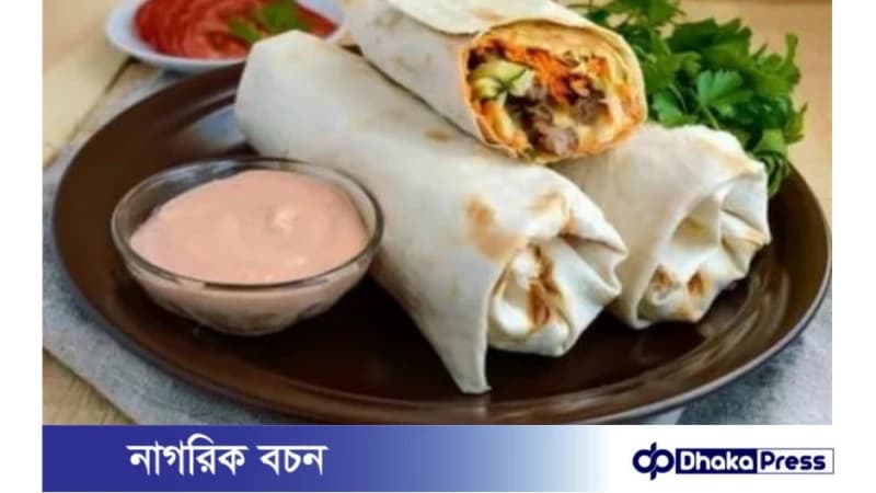 ইফতারে মেনুতে ভিন্নতা আনতে মজাদার চিকেন শর্মা ইফতারে মেনুতে ভিন্নতা আনতে মজাদার চিকেন শর্মা