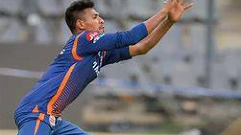 দিল্লির চতুর্থ হার, ব্যাটে-বলে কেমন করলেন মুস্তাফিজ? দিল্লির চতুর্থ হার, ব্যাটে-বলে কেমন করলেন মুস্তাফিজ?